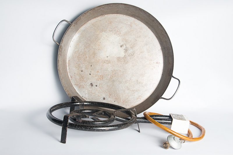 Plat à paëlla avec réchaud